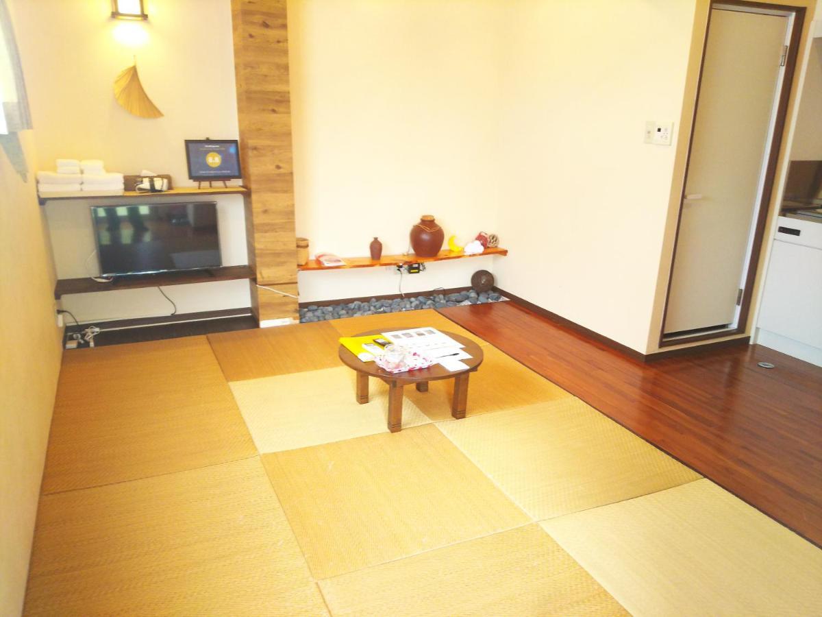 Urban Condominium Wafutei Naha Esterno foto